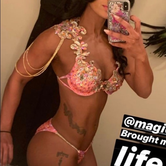 CUSTOM MADE MAGIC BIKINI - Picture 3 of 7